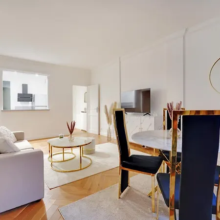 Prestigieux 2 Pièces Champs-élysées George V Appartamento *